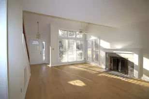 105 Keithwood Ln, Cary, NC 27511 - Photo 4