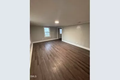 904 E Pope Street, Dunn, NC 28334 - Photo 2