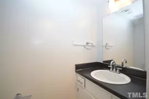 1208 Carlton Ave, Raleigh, NC 27606 - Photo 14