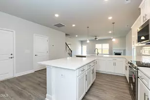 526 Middleton Ct, Sanford, NC 27330 - Photo 14