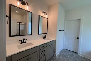 526 Middleton Ct, Sanford, NC 27330 - Photo 12