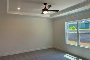 526 Middleton Ct, Sanford, NC 27330 - Photo 10