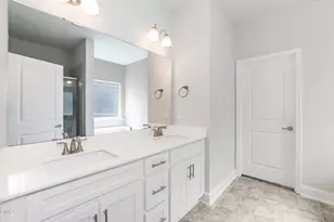 526 Middleton Ct, Sanford, NC 27330 - Photo 20