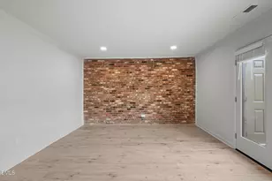 302 Oak Tree Dr, Chapel Hill, NC 27517 - Photo 14