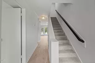 302 Oak Tree Dr, Chapel Hill, NC 27517 - Photo 4