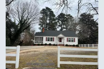 125 E Jennette Avenue, Henderson, NC 27536 - Photo 2