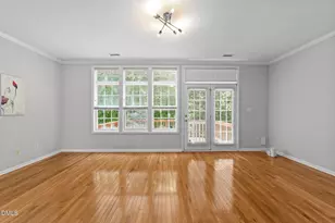 6809 Middleboro Dr, Raleigh, NC 27612 - Photo 8