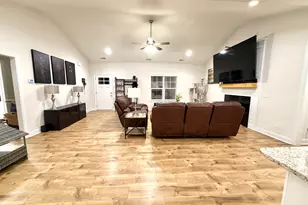 228 Ridgemoore Ct, Four Oaks, NC 27524 - Photo 4