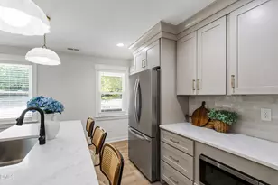 425 E Millbrook Rd, Raleigh, NC 27609 - Photo 16