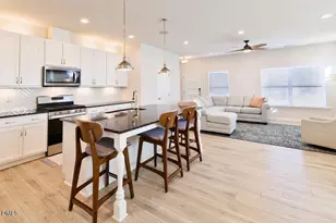 968 Robbie Jackson Ln, Fuquay Varina, NC 27526 - Photo 2