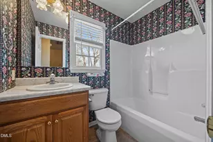 101 Fairwoods Ct, Dunn, NC 28334 - Photo 26