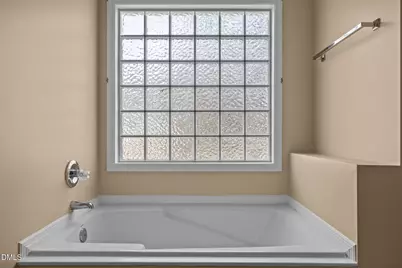 101 Fairwoods Court, Dunn, NC 28334 - Photo 6