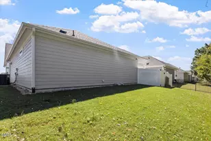 1812 Pinecliff Ct, Fuquay Varina, NC 27526 - Photo 30