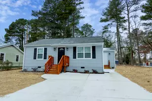 251 Booth Ave, Henderson, NC 27536 - Photo 2