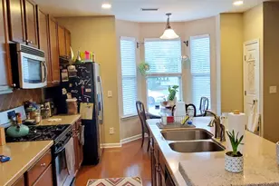 100 Stratford Lakes Dr, Durham, NC 27713 - Photo 8