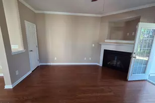 100 Stratford Lakes Dr, Durham, NC 27713 - Photo 4