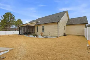 603 Tuscany Cir, Princeton, NC 27569 - Photo 8