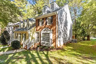 143 Hedgerow Ct, Cary, NC 27513 - Photo 2