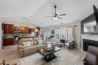 1009 Narcissus, Clayton, NC 27520 - Photo 6