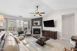 1009 Narcissus, Clayton, NC 27520 - Photo 4