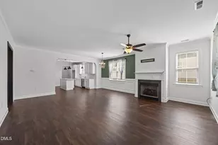 389 Ashley Woods Ct, Clayton, NC 27527 - Photo 2