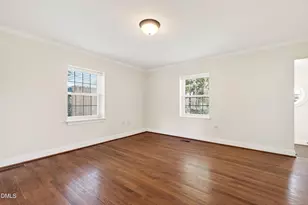 1900 Fairfield Dr, Raleigh, NC 27608 - Photo 4