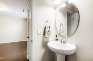 1118 Renewal Pl, Raleigh, NC 27603 - Photo 18