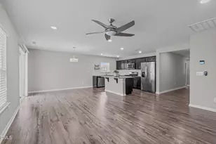 304 Willow Grove Ln, Fuquay-Varina, NC 27526 - Photo 10