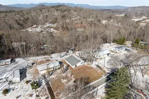 131 Windswept Dr, Marion, NC 28752 - Photo 18