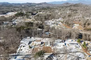 131 Windswept Dr, Marion, NC 28752 - Photo 16