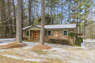 8803 Rollingwood Rd, Chapel Hill, NC 27516 - Photo 4