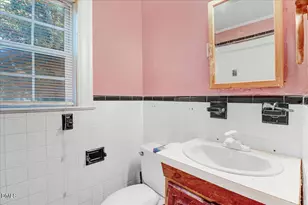 1605 Waverly Ave, Kinston, NC 28504 - Photo 8