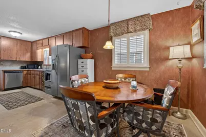 412 E Park Street, Cary, NC 27511 - Photo 12