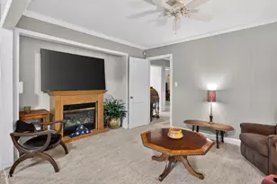 412 E Park St, Cary, NC 27511 - Photo 14