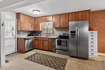 412 E Park Street, Cary, NC 27511 - Photo 14