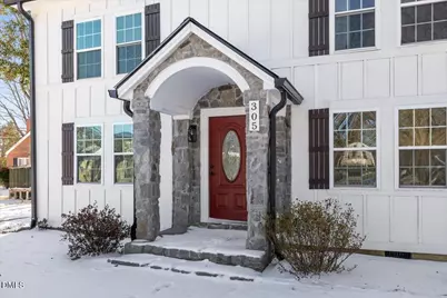 305 W Canary Street, Dunn, NC 28334 - Photo 6