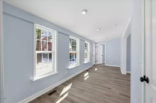 305 W Canary St, Dunn, NC 28334 - Photo 14