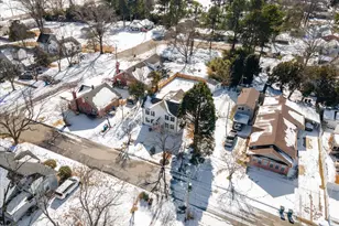 305 W Canary St, Dunn, NC 28334 - Photo 50