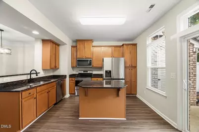 541 Berry Chase Way, Cary, NC 27519 - Photo 6