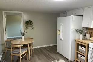 204 W Hill St, Benson, NC 27504 - Photo 18