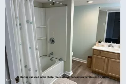 204 W Hill Street, Benson, NC 27504 - Photo 20
