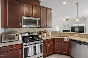 231 Cypress Hill Ln, Holly Springs, NC 27540 - Photo 10