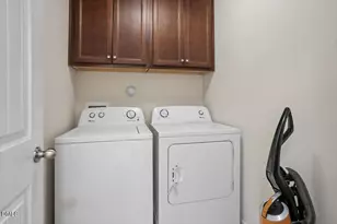 231 Cypress Hill Ln, Holly Springs, NC 27540 - Photo 28