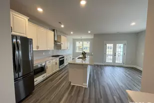 202 Mazarin Ln, Cary, NC 27519 - Photo 2