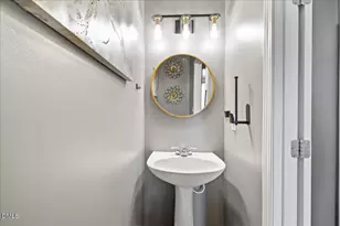 110 Rosebud Ln, Durham, NC 27704 - Photo 24