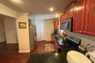 5002 Wickham Rd, Raleigh, NC 27606 - Photo 10