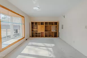 2408 Hillford Dr, Burlington, NC 27217 - Photo 10