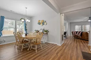 725 Harvest Point Dr, Fuquay Varina, NC 27526 - Photo 8