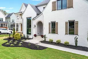 307 S Elm St, Apex, NC 27502 - Photo 2