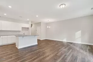 554 Barrington Row Ave, Zebulon, NC 27597 - Photo 14